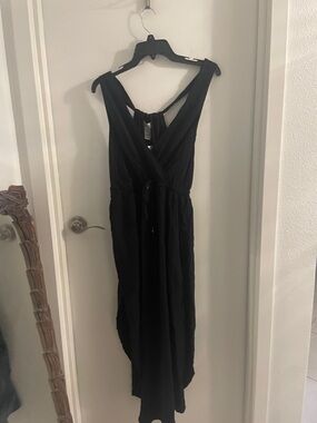 NWT l* space med Kenzie dress black rayon hi slits round hem beach cover up $130